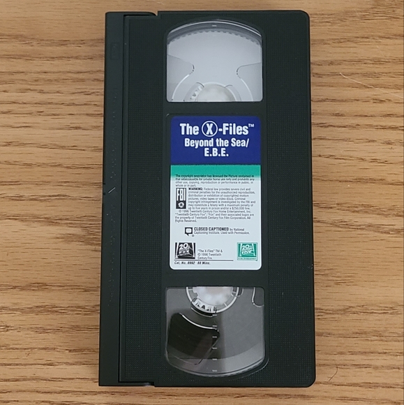 X-Files Boxed VHS Tapes 📼 - Picture 6 of 9